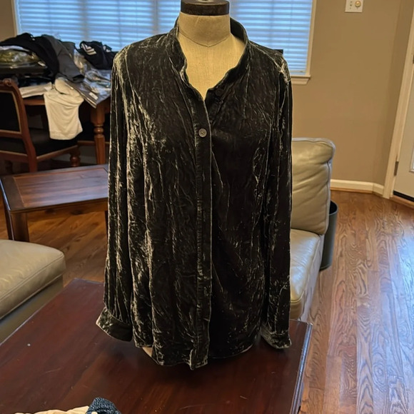 J. Jill green, crushed velvet tunic style shirt, size large tall. - Picture 1 of 4